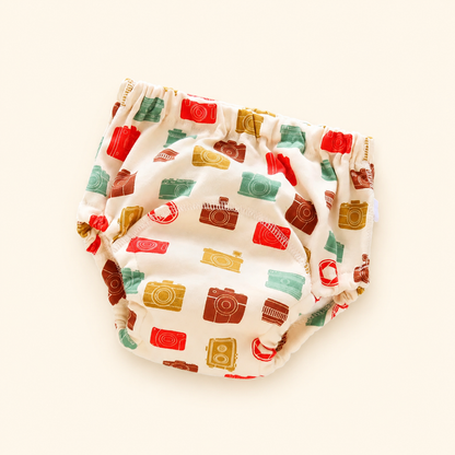 Toyella potty training pants - Camera - cream background